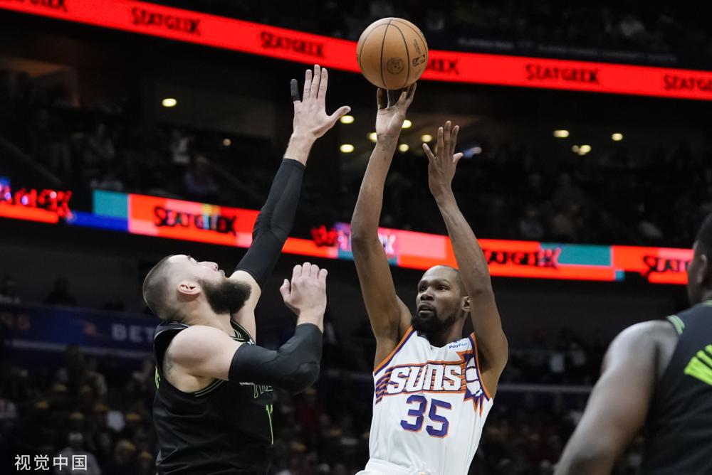 是他脱颖而 是他脱颖而